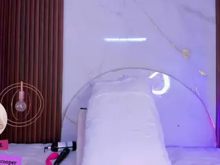martinna-28's Live Sex Cam Show