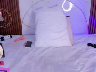 martinna-28's Live Sex Cam Show