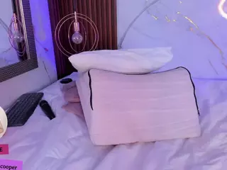 martinna-28's Live Sex Cam Show