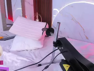 martinna-28's Live Sex Cam Show