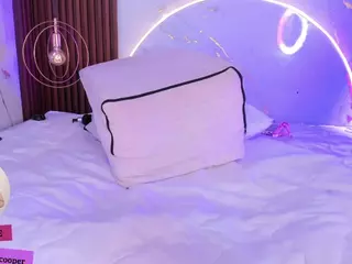 martinna-28's Live Sex Cam Show