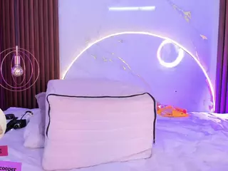 martinna-28's Live Sex Cam Show