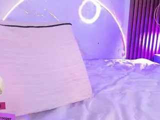 martinna-28's Live Sex Cam Show