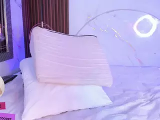 martinna-28's Live Sex Cam Show