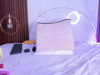 martinna-28's Live Sex Cam Show