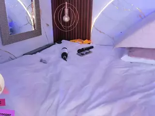 martinna-28's Live Sex Cam Show