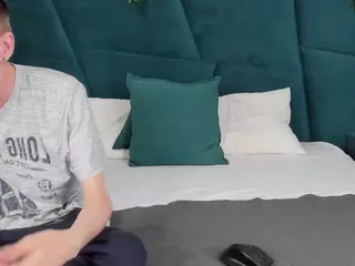 ErickDeen's Live Sex Cam Show