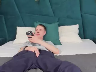 ErickDeen's Live Sex Cam Show