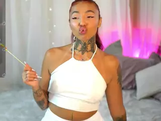 LowkeyGoldie's Live Sex Cam Show