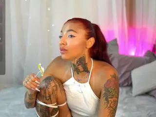 LowkeyGoldie's Live Sex Cam Show