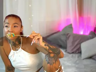 LowkeyGoldie's Live Sex Cam Show