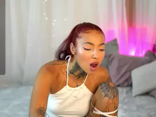 LowkeyGoldie's Live Sex Cam Show