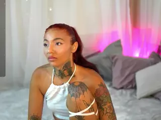 LowkeyGoldie's Live Sex Cam Show