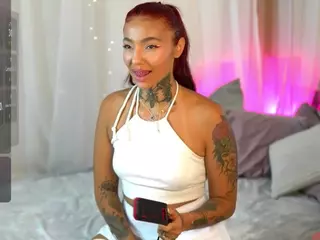 LowkeyGoldie's Live Sex Cam Show