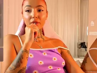LowkeyGoldie's Live Sex Cam Show