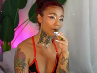 LowkeyGoldie's Live Sex Cam Show