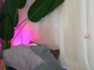 LowkeyGoldie's Live Sex Cam Show