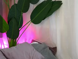 LowkeyGoldie's Live Sex Cam Show