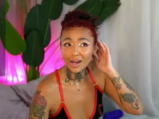 LowkeyGoldie's Live Sex Cam Show