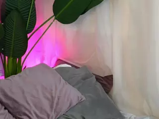 LowkeyGoldie's Live Sex Cam Show