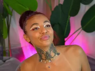LowkeyGoldie's Live Sex Cam Show
