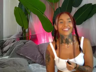 LowkeyGoldie's Live Sex Cam Show