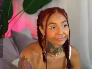 LowkeyGoldie's Live Sex Cam Show
