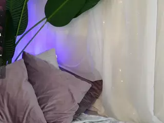 LowkeyGoldie's Live Sex Cam Show