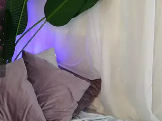LowkeyGoldie's Live Sex Cam Show