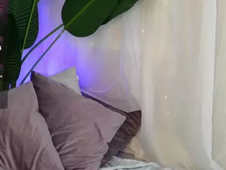 LowkeyGoldie's Live Sex Cam Show