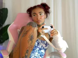 LowkeyGoldie's Live Sex Cam Show