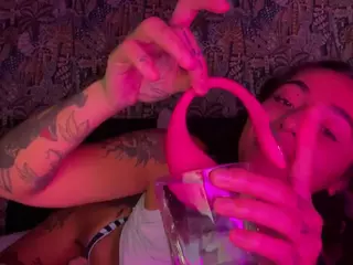 xoxgoldie's Live Sex Cam Show