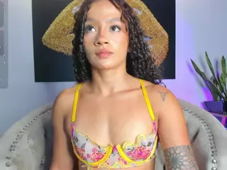 Briana Thompson's Live Sex Cam Show
