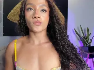 Briana Thompson's Live Sex Cam Show