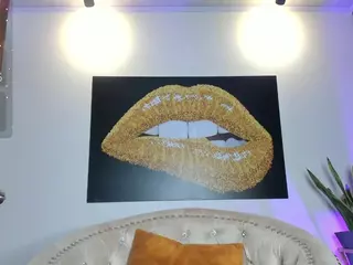 Briana Thompson's Live Sex Cam Show