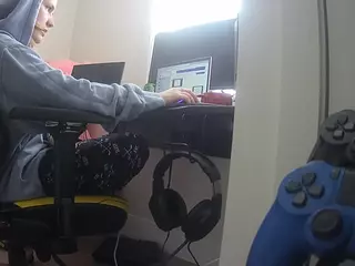 voyeurcam sexy little ana's Live Sex Cam Show