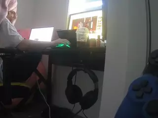 voyeurcam sexy little ana's Live Sex Cam Show