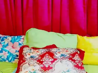 CocoFlames75's Live Sex Cam Show