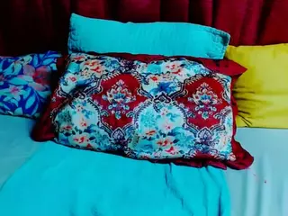 CocoFlames75's Live Sex Cam Show