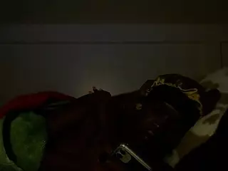 LusciousLipsT's Live Sex Cam Show