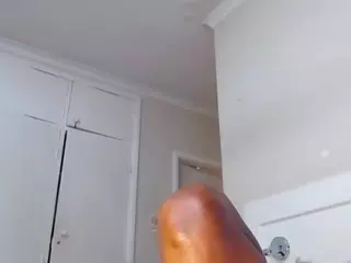 LusciousLipsT's Live Sex Cam Show