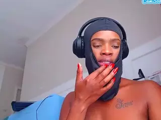 LusciousLipsT's Live Sex Cam Show