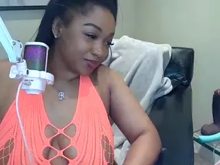 heavenalexus's Live Sex Cam Show