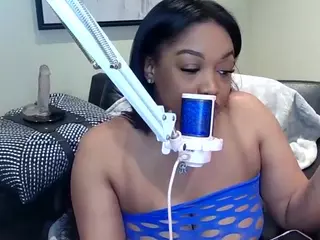 heavenalexus's Live Sex Cam Show