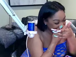 heavenalexus's Live Sex Cam Show