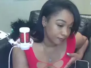 heavenalexus's Live Sex Cam Show