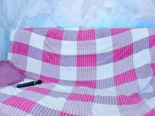 AdabelaUrHotDream's Live Sex Cam Show