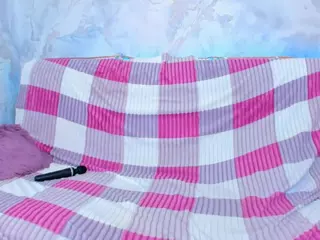 AdabelaUrHotDream's Live Sex Cam Show