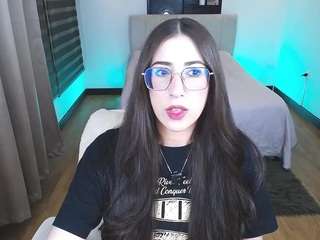 Live cam show with Kitty