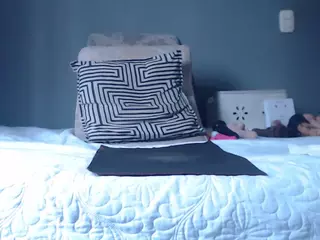 lilyhung2's Live Sex Cam Show